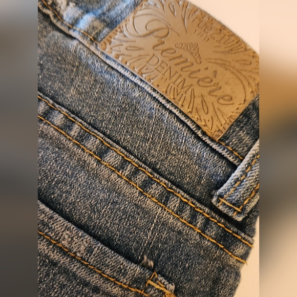 Premiere Distressed Flared Size 1 Jeans - Picture 10 of 14